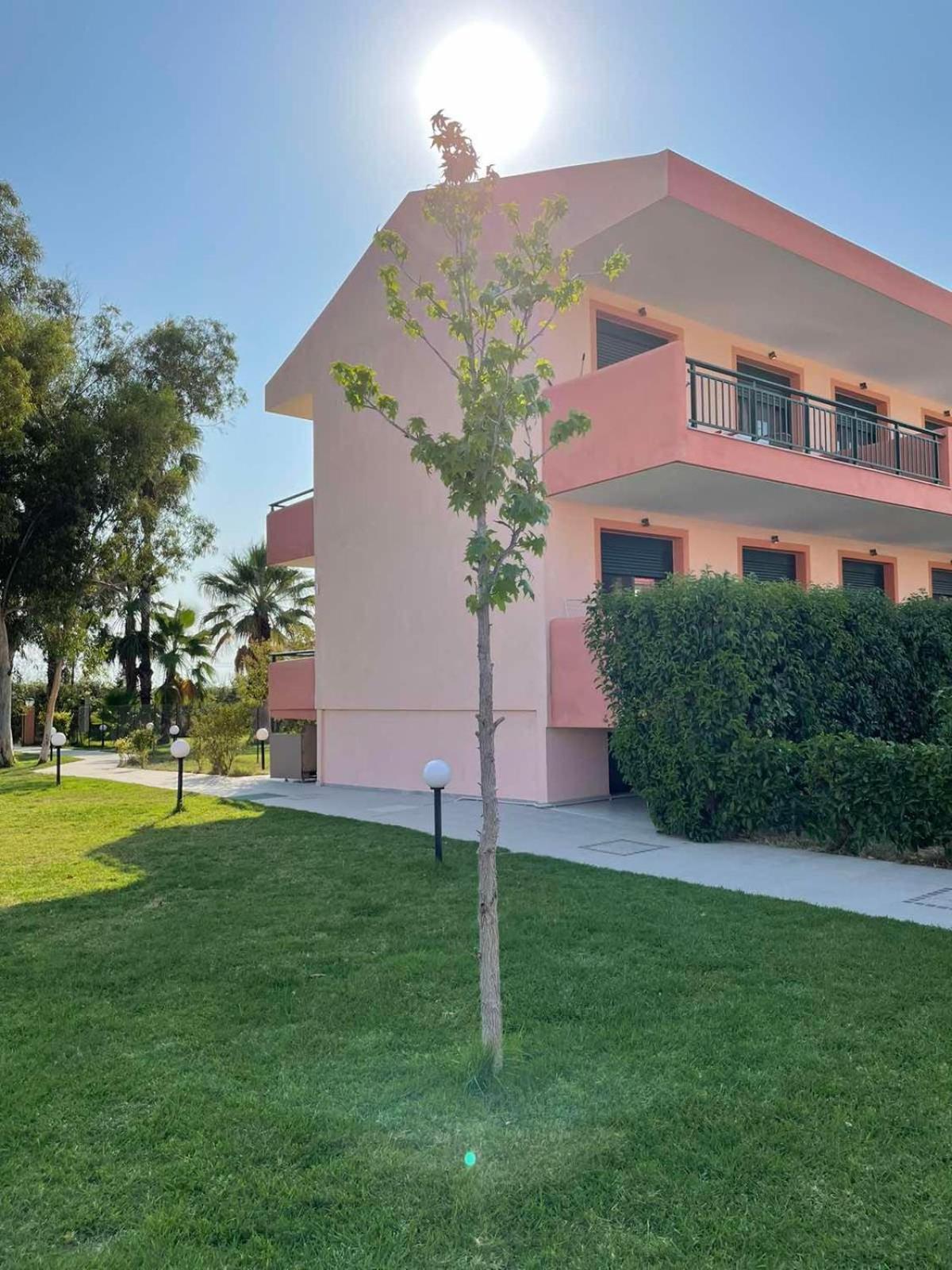 Stefania Sun Apartments Nikiti  Esterno foto